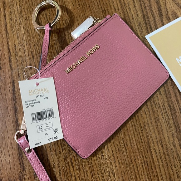 Michael Kors jet set wristlet